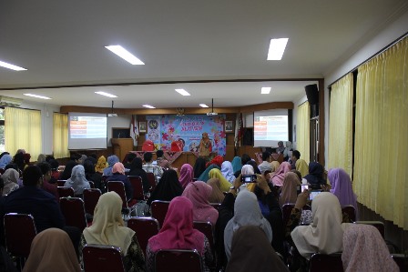 Diskusi Pendidikan Autis HIMA PLB UNY